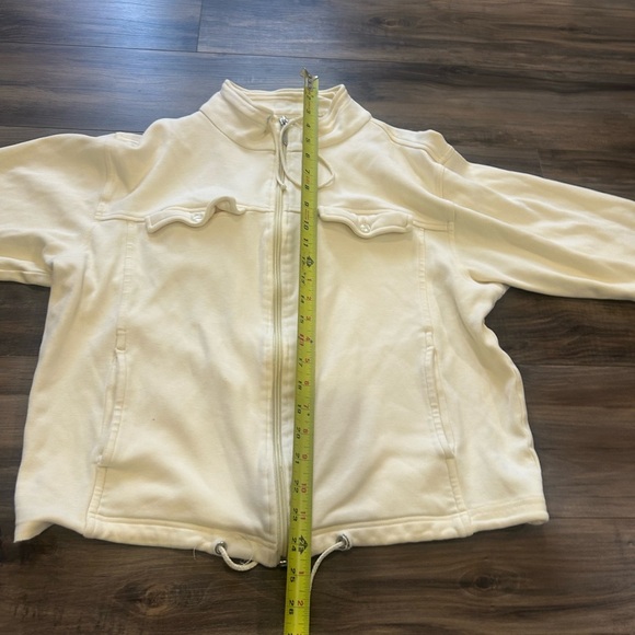 💗Butter Yellow Zip-Up Hoodie - Picture 2 of 4